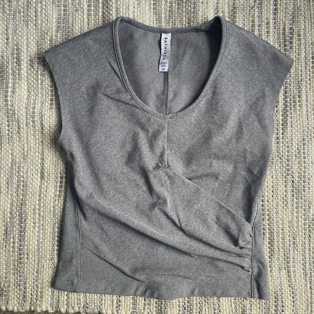 NEVER WORN athleta top!